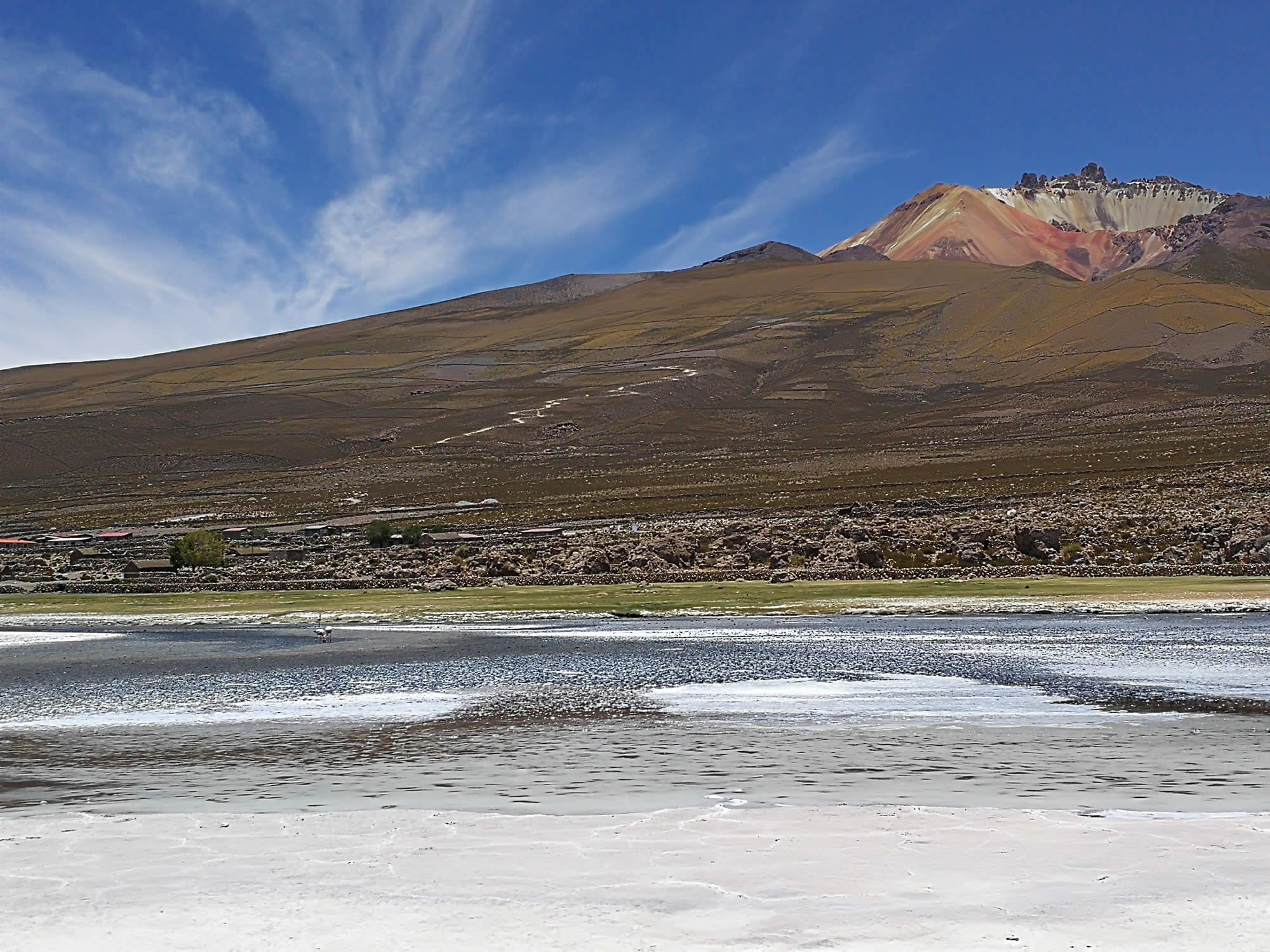 Private Tour Uyuni Salt Flat and Lagoons - San Pedro de Atacama, Salar de Uyuni tours, Uyuni