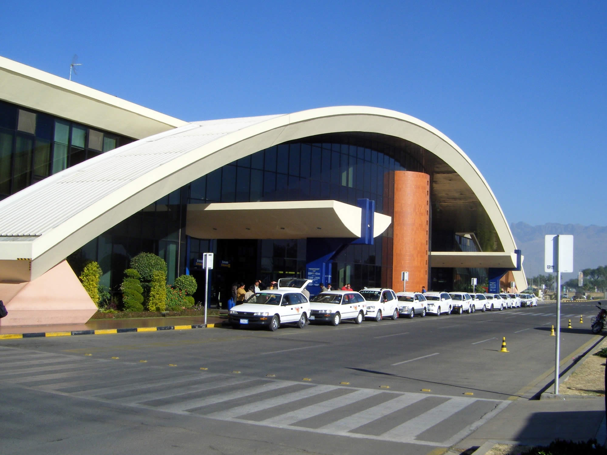 Jorge Wilsterman International Airport, Cochabamba
